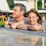 Romantischer Winkel Roligio & Wellness 4* باد ساخسا