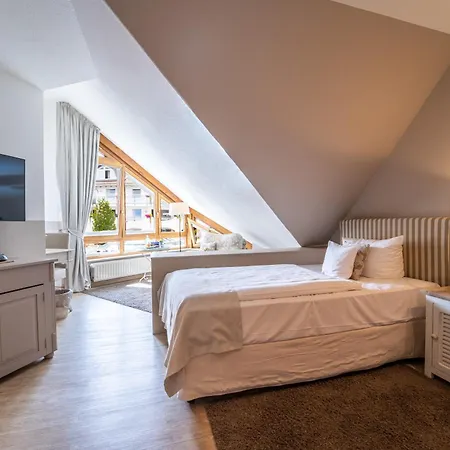 Romantischer Winkel Roligio & Wellness 4*
