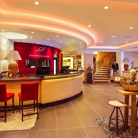 Romantischer Winkel Roligio & Wellness 4* 바트사흐사