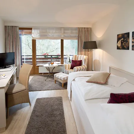 Romantischer Winkel Roligio & Wellness 리조트 바트사흐사