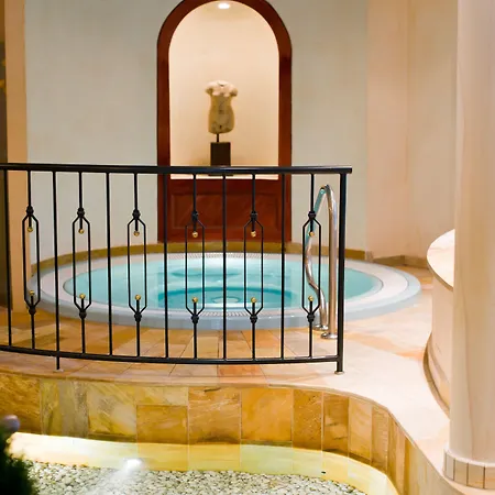 Romantischer Winkel Roligio & Wellness 리조트 4*