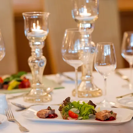 Romantischer Winkel Roligio & Wellness 4*