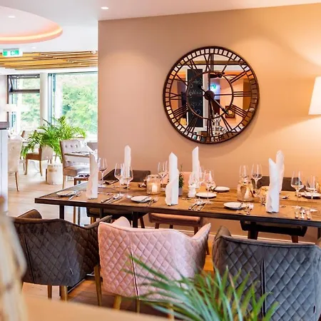 리조트 Romantischer Winkel Roligio & Wellness 4*