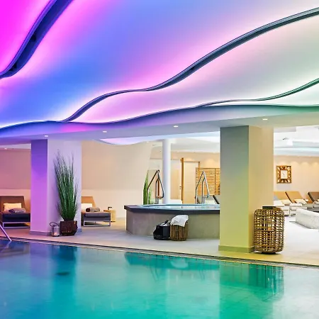 Romantischer Winkel Roligio & Wellness 리조트 바트사흐사