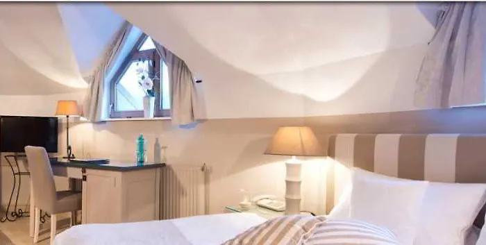 Romantischer Winkel Roligio & Wellness