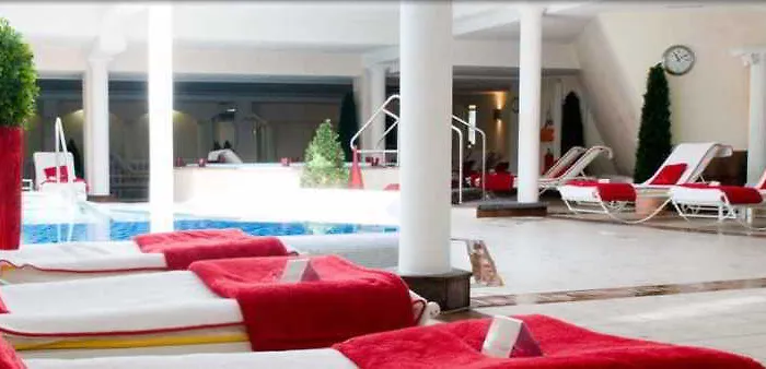 Romantischer Winkel Roligio & Wellness Resort 4*